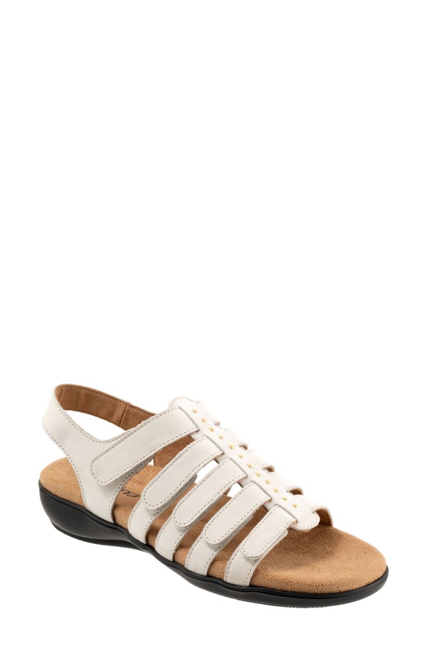 トロッターズ レディース シューズ 踵 サンダル Trotters Riki Studslingback Sandal White Nubuck 白いこと
