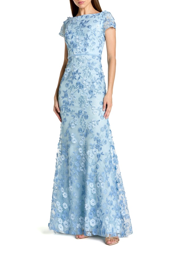 マックダガル レディース トップス 衣裳 お花柄 旗がしら お花 Mac Duggal Floral Applique Boat Neck Cap Sleeve Gown Powder Blue 青碧