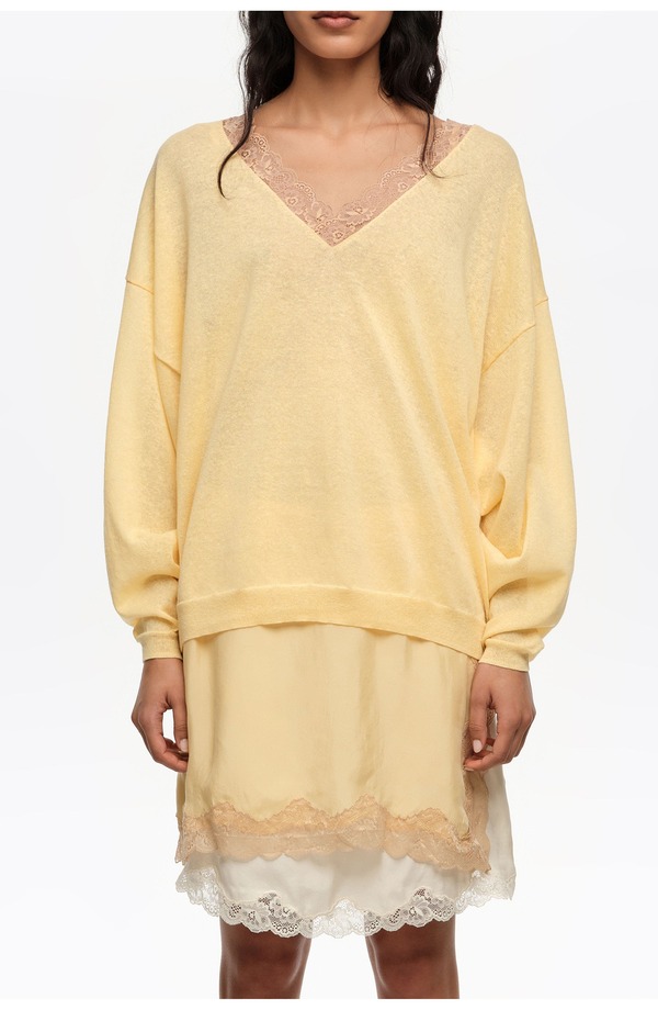 ビンバイローラ レディース アウター パーカー・スウェット ティーシャツ 綿織物 スピード競技 リネン Bimba y Lola Long Linen Cotton Lace Sweater Light Yellow 黄色