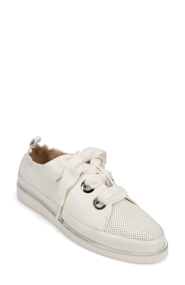 ベネリ レディース シューズ スニーカー VANELi Quion Perforated Sneaker White 白いこと