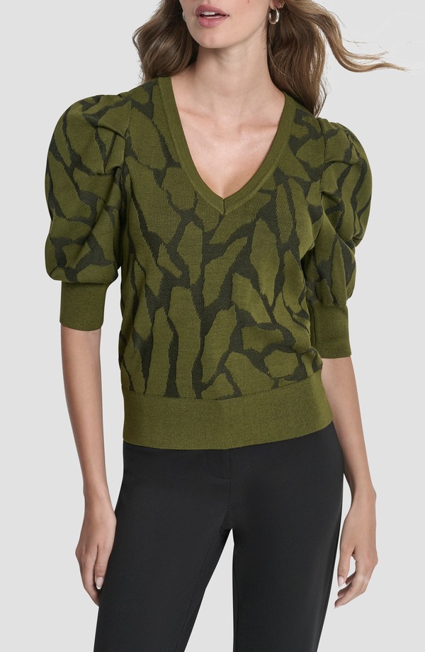 ダナ キャラン ニューヨーク レディース アウター パーカー・スウェット セーター DKNY Texture Puff Sleeve Sweater Dark Olive オリーブ｜ReVida 店