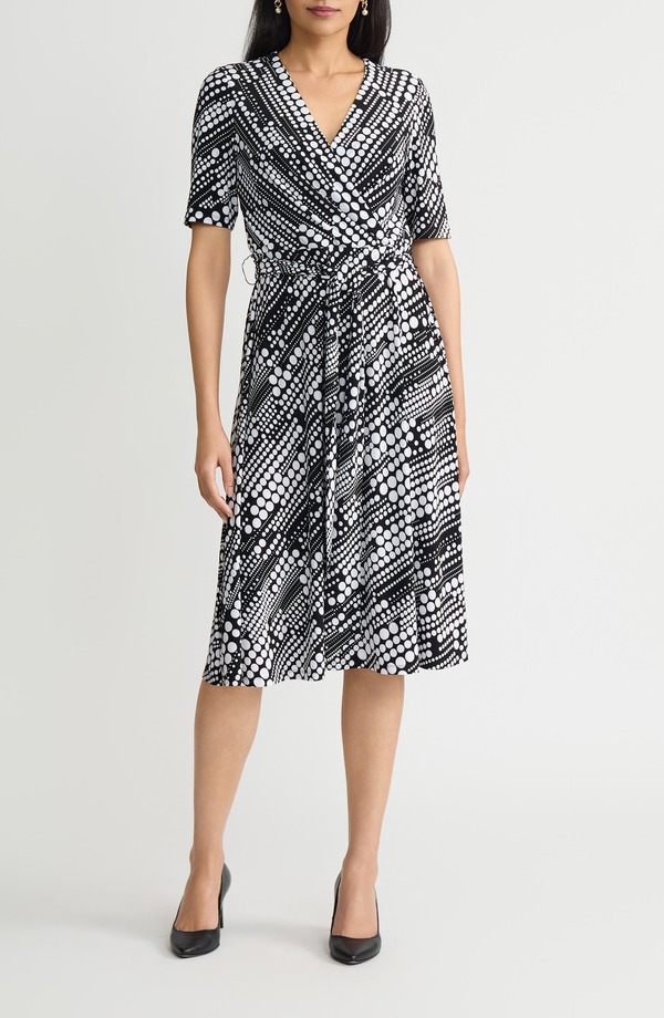 カスパール レディース トップス ワンピース プリーツ KASPER Pleated Tie Belt Dress Black/ Lily White ホワイト｜ReVida 店 22,260円