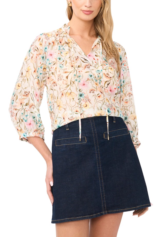 ヴィンスカムート レディース トップス シャツ フラワー柄 フリル フラワー Vince Camuto Floral Ruffle Peasantop Antique White ホワイト｜ReVida 店