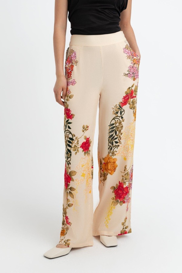 レシュマ レディース ボトムス レギンス パンツ RAISHMA Nancy Cream Trousers Cream クリーム｜ReVida 店