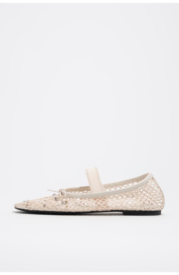 ビンバイローラ レディース シューズ パンプス メッシュ Bimba y Lola Mesh Ballerina Flats with Metal Details Off White 象牙色