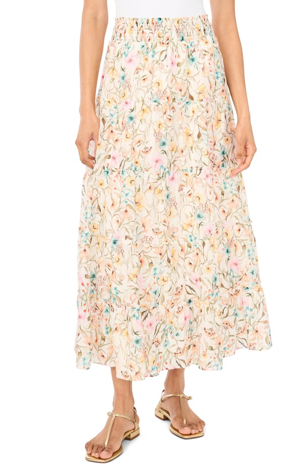 ヴィンスカムート レディース 下つ方スコート ティアード シャーリング マキシ Vince Camuto Smocked Waistiered Maxi Skirt Antiq White 白いこと