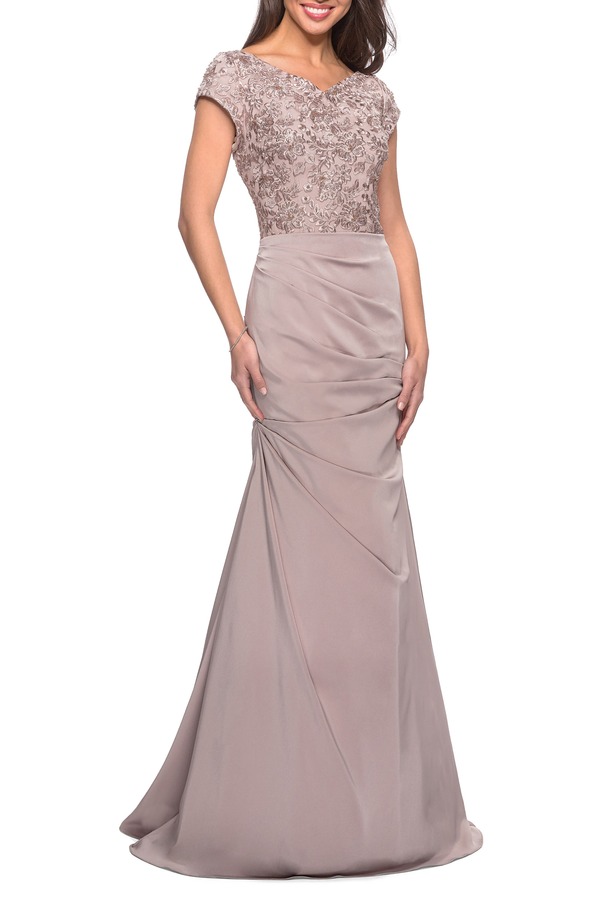 ラフェム レディース トップス 衣装 ギャザー プルオーバー La Femme Long Jersey Ruchedress with Embellished Top Champagne 三鞭酒