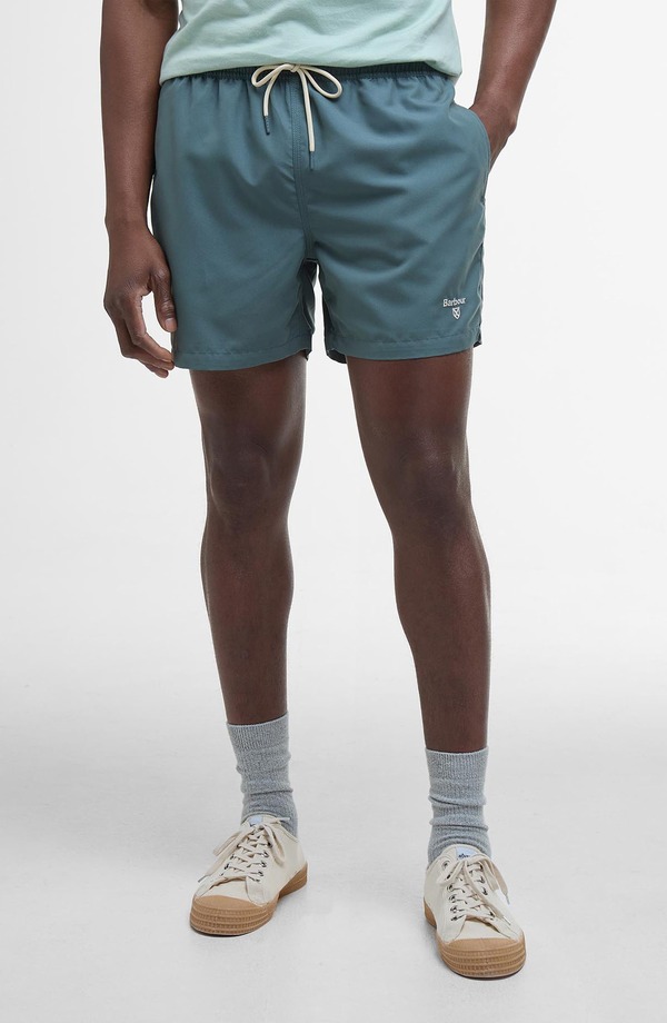 バブアー メンズ 水泳着 二分の一ズボン下・さる股引き 刺しゅう ロゴタイプ Barbour Staple Logo Embroidered Swim Trunks Vintage Teal ティール