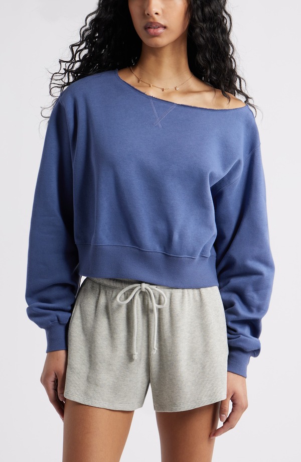 ビーピー レディース アウター パーカー・スウェット プルオーバー フリース BP. Fleece Detail Off the Shoulder Sweatshirt Blue Indigo インディゴ
