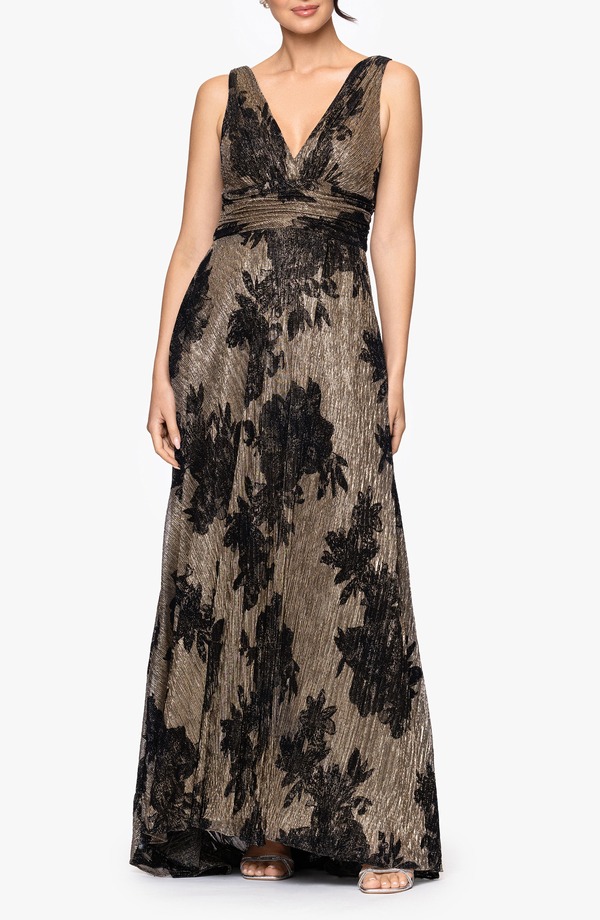 ベッツィアンドアダム レディース トップス 衣装 御花柄 トール 御花 Betsy \u0026 Adam Flock Floral Metallicrinkle Gown Black/ Gold 黒いこと
