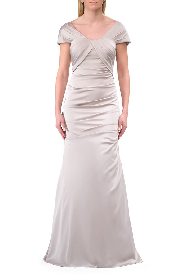 ラフェム レディース トップス 衣装 ギャザー 繻子 La Femme Lovely Ruched Mermaid Satin Gown with Unique Neckline Silver しろがね色