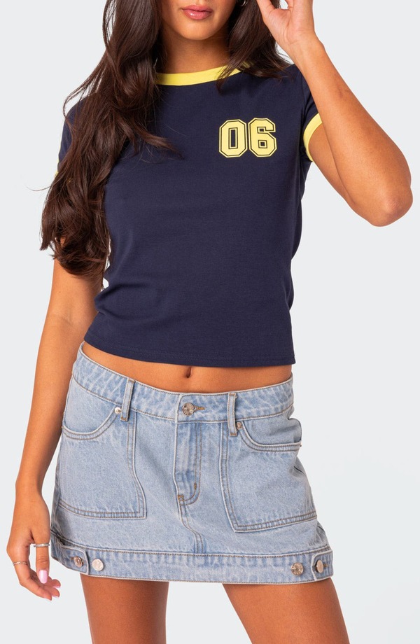アディクテッド レディース トップス ティーシャツ 対照 綿織物 グラフィック EDIKTED Kassidy Contrastretch Cotton Graphic Ringer T-Shirt Navy 米国海軍