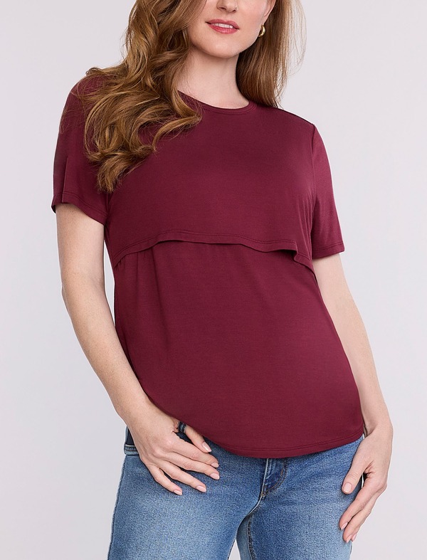 マザーフッドマタニティー レディース トップス プルオーバー 労働者の一団のど首 MOTHERHOOD MATERNITY Crewneck Short Sleeve Nursing Tee Tawny Port