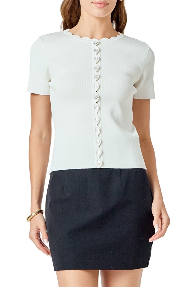エンドレスローズ レディース トップス シャツ ニット Endless Rose Scallop Accent Button Front Knitop Ivory アイボリー｜ReVida 店 18,801円