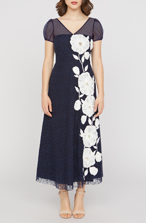ケイ アンジャー レディース トップス 衣装 御花柄 メッシュ MIDI 刺しゅう 御花 Kay Unger Layla Floral Appliqu Embroidered Mesh Midi Dress Deep Navy 米国海軍