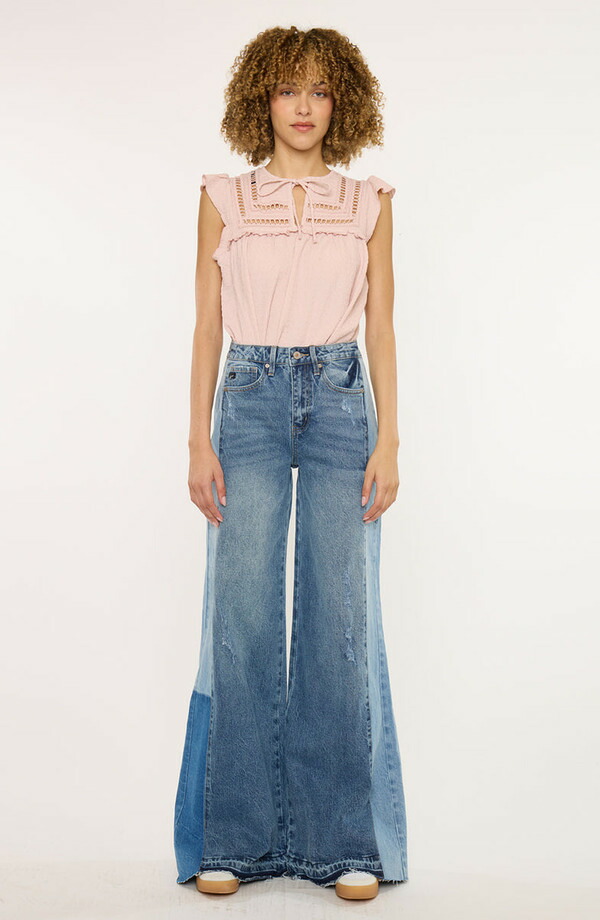 カンクン レディース ボトムス ジーンズズボン下 ワイドレッグ デニム KanCan Clover High Rise Wide Leg Jeans Medium Wash