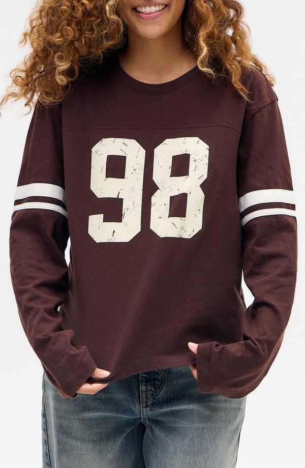 アーバンアウトフィッターズ レディース トップス ティーシャツ グラフィック BDG Urban Outfitters 98 Long Sleeve Graphic T-Shirt Brown 赤銅色