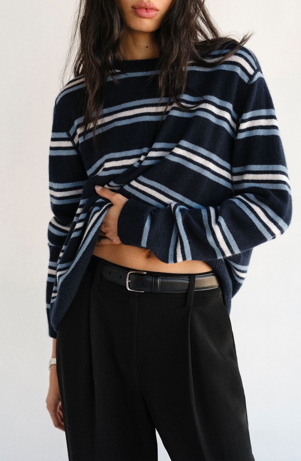 リフォーメーション レディース アウター パーカー・スウェット セーター Reformation Cashmere Boyfriend Sweater Navy Multi Stripe ネイビー|ReVida 店