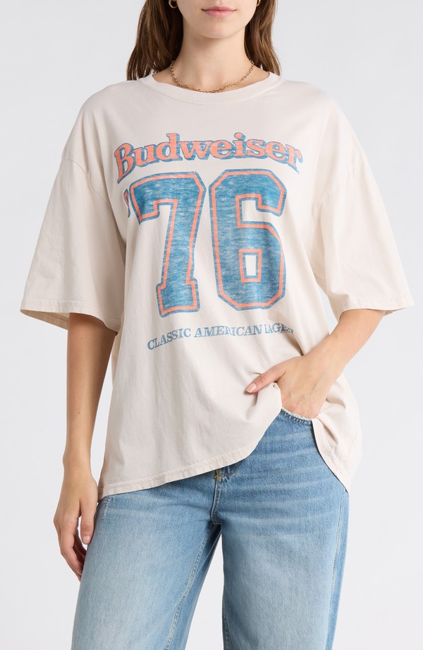 ジャンクボンネット レディース トップス ティーシャツ 綿織物 グラフィック Junk Food Budweiser 76 Cotton Graphic T-Shirt Birch