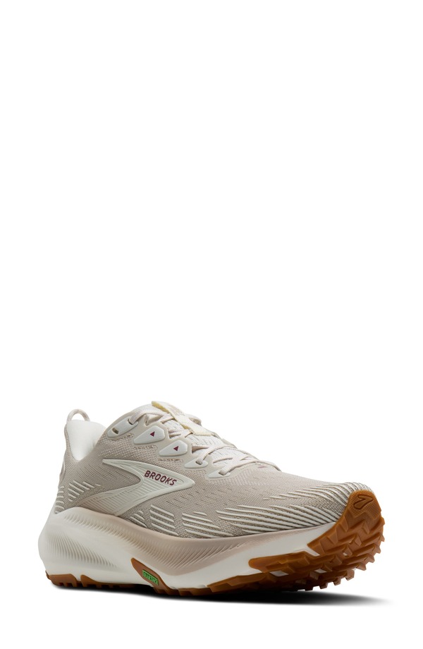 ブルックス レディース シューズ スニーカー Brooks Ghostrail Running Shoe Coconut/ Chateau/ Rose