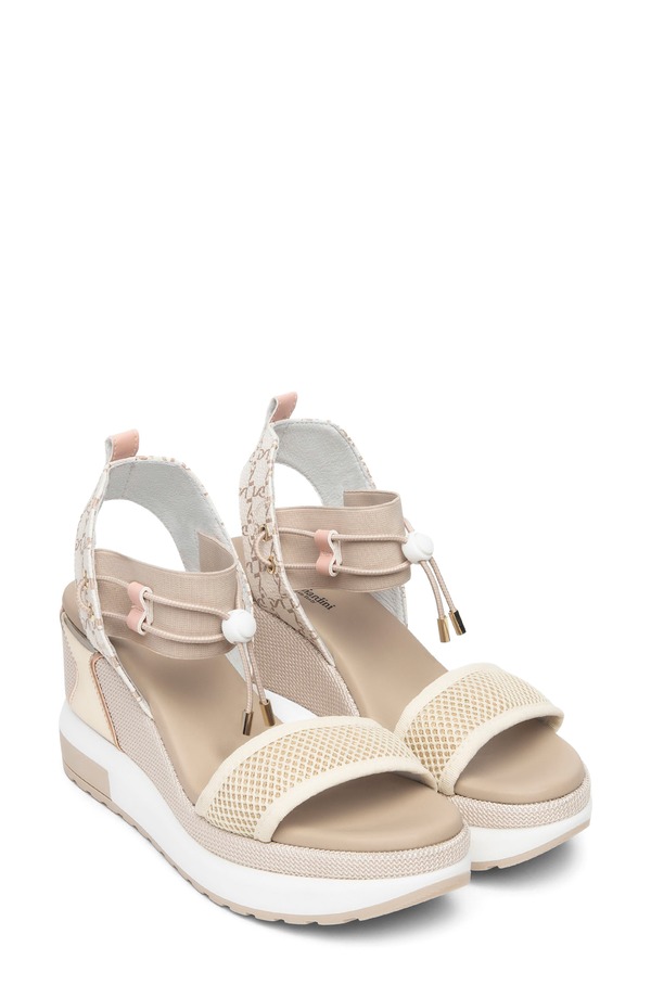 ネーロ ジャルディーニ レディース シューズ パンプス プラットホーム サンダル NeroGiardini Bungee Platform Wedge Sandal Beige / Gold ベージュ