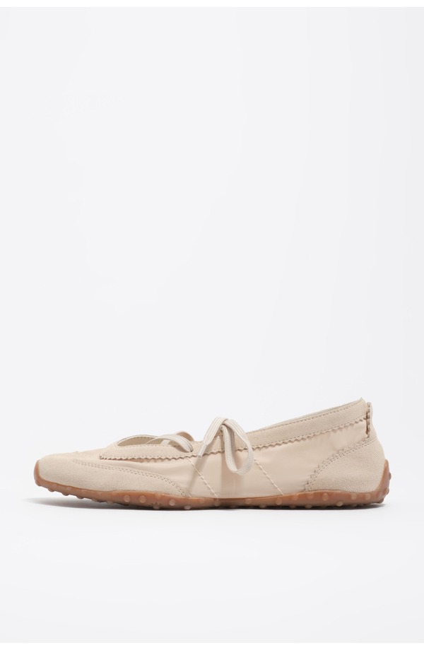 ビンバイローラ レディース シューズ スニーカー ナイロン スエードクロス Bimba y Lola Bone-Colored Suede And Nylon 13 10 Sporty Ballerina Ivory 象牙色
