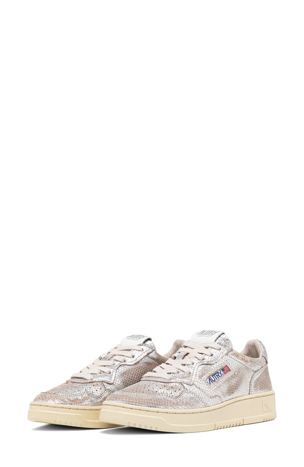 オートリ― レディース シューズ スニーカー AUTRY Medalist Low Sneaker Metal/Snake Silver しろがね色