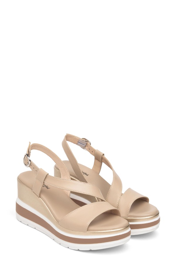 ネーロ ジャルディーニ レディース シューズ パンプス プラットホーム サンダル NeroGiardini Platform Wedge Sandal Beige ベージュ