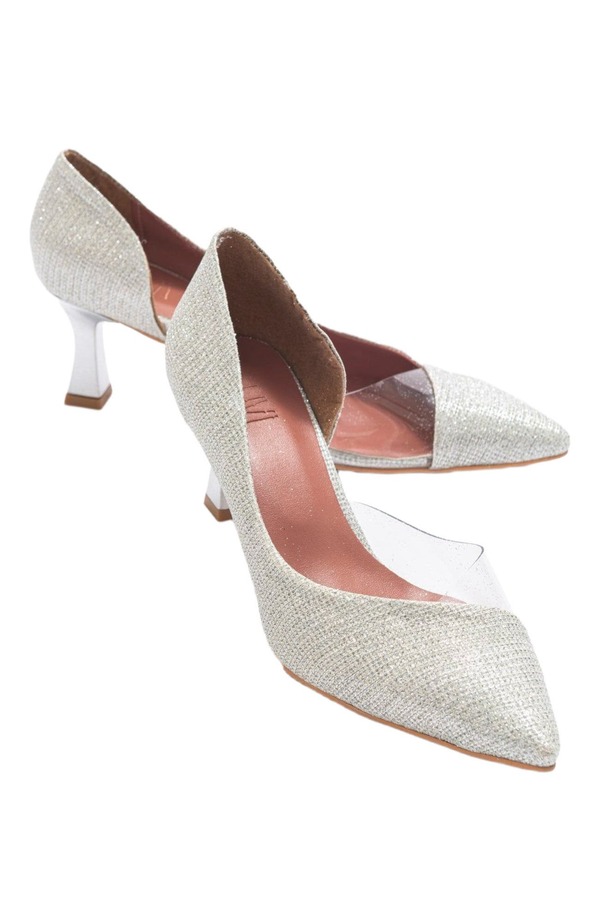 プロローグシューズ レディース ヒール Prologue Shoes Vera Pointed Toe Pump Light Beige Glitter Faux ベージュ｜ReVida 店