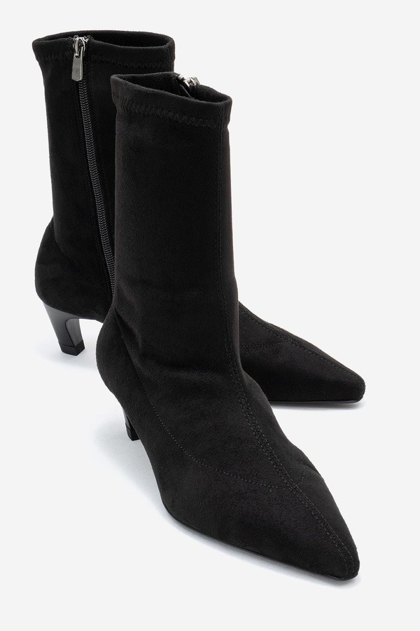 プロローグシューズ レディース ブーツ・レインブーツ ヒール Prologue Shoes Alora Kitten Heel Boot Black Suede ブラック|ReVida 店