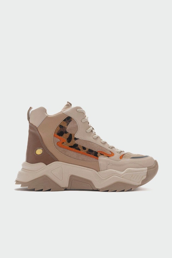 プロローグシューズ レディース ブーツ・レインブーツ Prologue Shoes Olivia Sport Boot Beige Faux Leather ベージュ｜ReVida 店