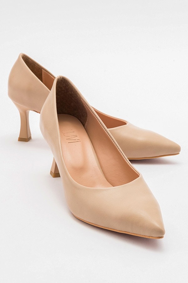 プロローグシューズ レディース パンプス Prologue Shoes Pedra Pointed Toe Pump Beige ベージュ｜ReVida 店