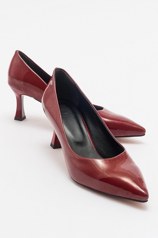 プロローグシューズ レディース パンプス Prologue Shoes Pedra Pointed Toe Pump Burgundy Patent バーガンディ|ReVida 店