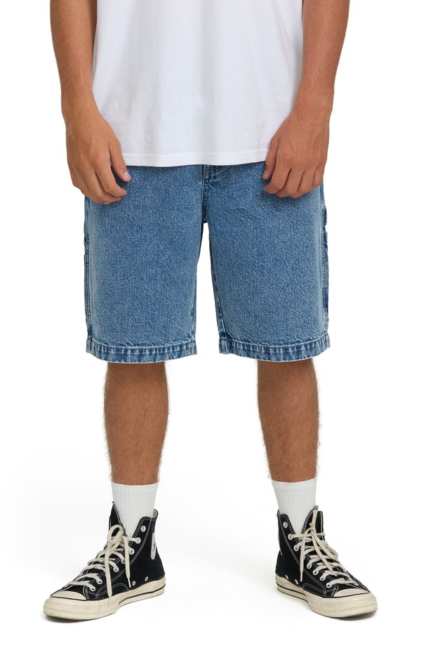 ビラボン メンズ ボトムス デニムパンツ ショートパンツ Billabong Badog Denim Utility Shorts Fadedenim デニム｜ReVida 店