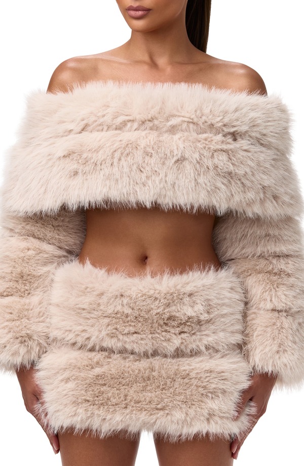 ネイキッドワードローブ レディース トップス シャツ Naked Wardrobe Faux Fur Off the Shoulder Long Sleeve Crop Top TAUPE トープ|ReVida 店