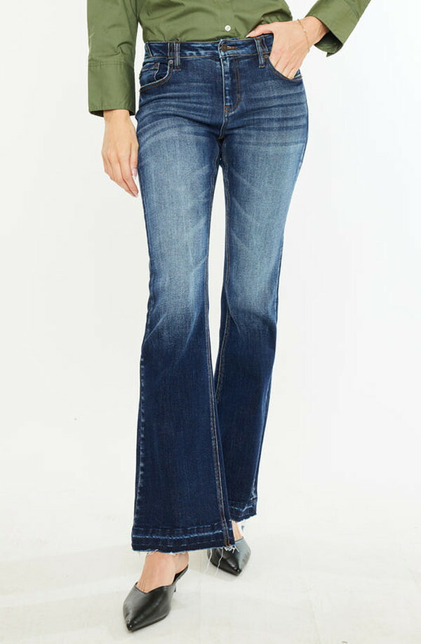 カンクン レディース ボトムス デニムパンツ ジーンズ KanCan Rowan Mid Rise Flare Jeans Dark Wash|ReVida 店