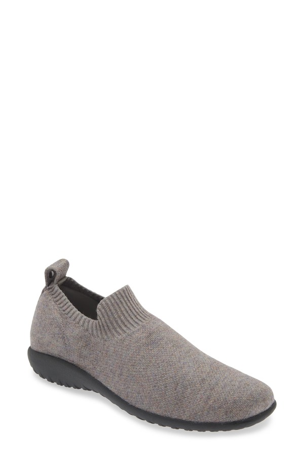ナオト レディース シューズ スリッポン・ローファー スニーカー Naot Nuku Slip-On Sneaker Grey/ Blacknit 黒いこと