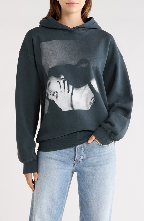 デイドリーマー レディース トップス シャツ フリース パーカー グラフィック Daydreamer Olivia Rodrigo 'Guts' Album Cover Fleece Graphic Hoodie VINTAGE BLACK ブラック｜ReVida 店