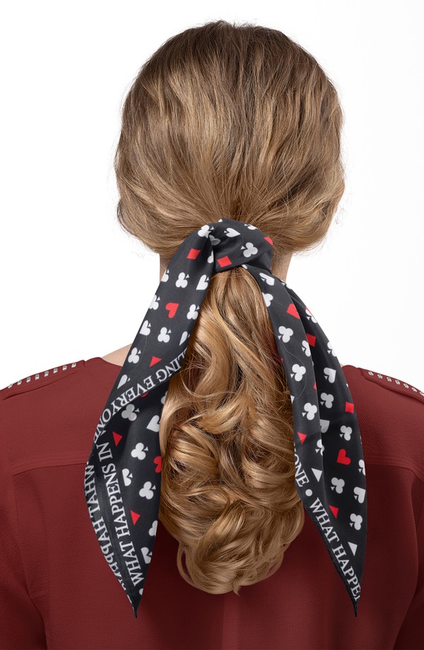 カフリンク メンズ アクセサリー マフラー・ストール・スカーフ プリント サテン Cufflinks, Inc. Card Suits Vegas Print Satin Scarf BLACK ブラック|ReVida 店