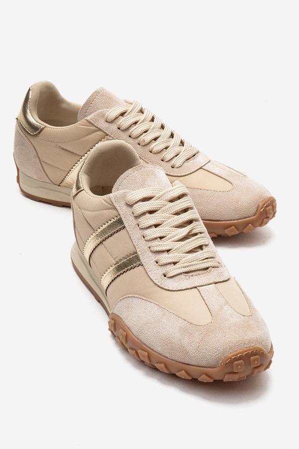 プロローグシューズ レディースニーカー Prologue Shoes Flux Sneaker (Women) Beige Suede ベージュ|ReVida 店