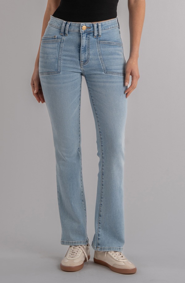 カットフロムザクロス レディース ボトムス デニムパンツ ハイウエスト プチ ジーンズ KUT from the Kloth Kelsey Fab High Waist Kick Flare Jeans (Petite Regular) CURE｜ReVida 店 29,100円