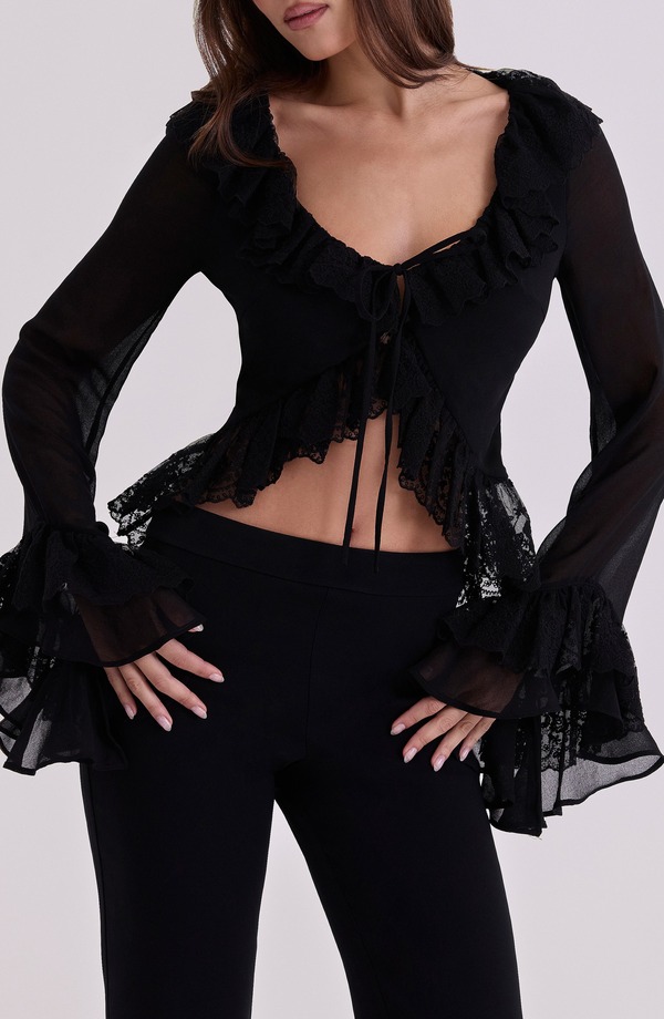 ハウスオブシービー レディース トップス シャツ レーストリム フリル レース HOUSE OF CB Goya Ruffle Lace Trim Top BLACK ブラック｜ReVida 店