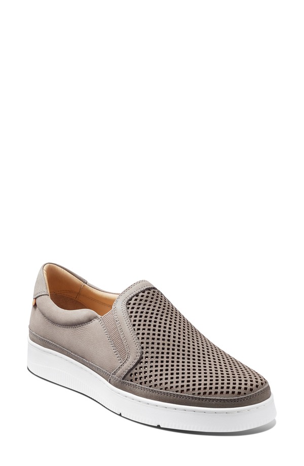 サミュエルフドバード レディース シューズ スニーカー Samuel Hubbard Featherlight Laguna Slip-On Sneaker - Extra Wide Width Available Mushroom Nubuck|ReVida 店