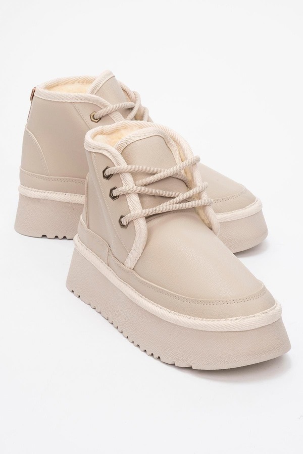 プロローグシューズ レディース ブーツ・レインブーツ Prologue Shoes Ovela Chunky Boot (Women) Beige Faux Leather ベージュ｜ReVida 店