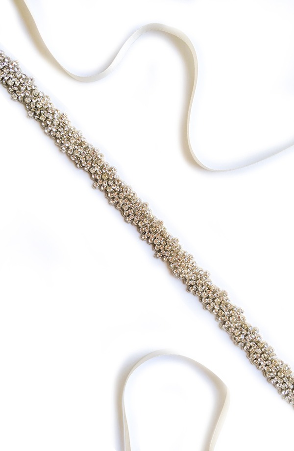 ブライズ & ヘアピンズ レディース アクセサリー ベルト Brides & Hairpins Calista Swarovski Crystal Sash SILVER シルバー｜ReVida 店