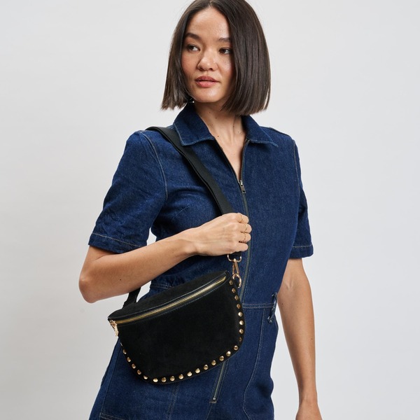 アーバンエクスプレッション レディース バッグ スエード URBAN EXPRESSIONS Gizelle Suede Crossbody Black ブラック｜ReVida 店
