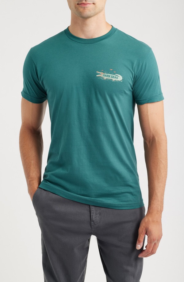 ダークシーズ メンズ トップス シャツ コットン グラフィック DARK SEAS Land of Sunsine Cotton Graphic T-Shirt PINE｜ReVida 店