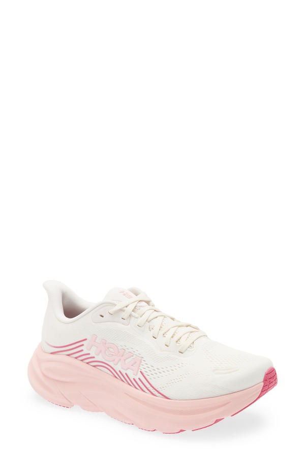 ホカオネオネ レディース シューズ スニーカー HOKA Clifton 11 Running Shoe (Women) ROSE CREAM / DEWY PINK クリーム|ReVida 店
