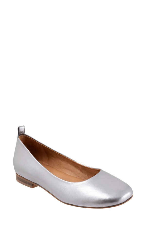 ソフトウォーク レディース シューズ パンプス SoftWalkiris Flat (Women) PEWTER ピューター｜ReVida 店