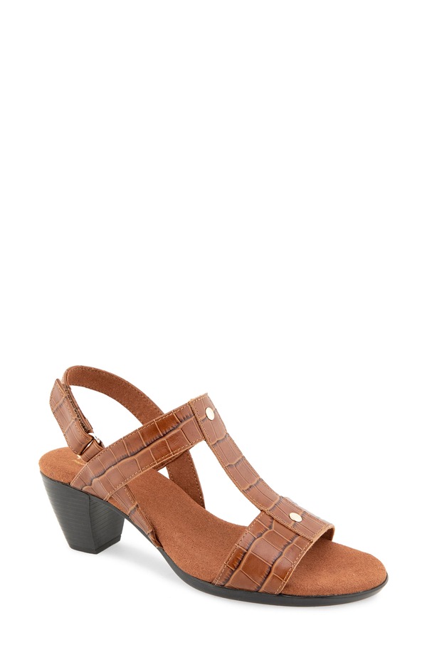 ムンロー レディース シューズ サンダル Munro Willow Slingback Sandal (Women) TAN LEATHER CROCO タン｜ReVida 店
